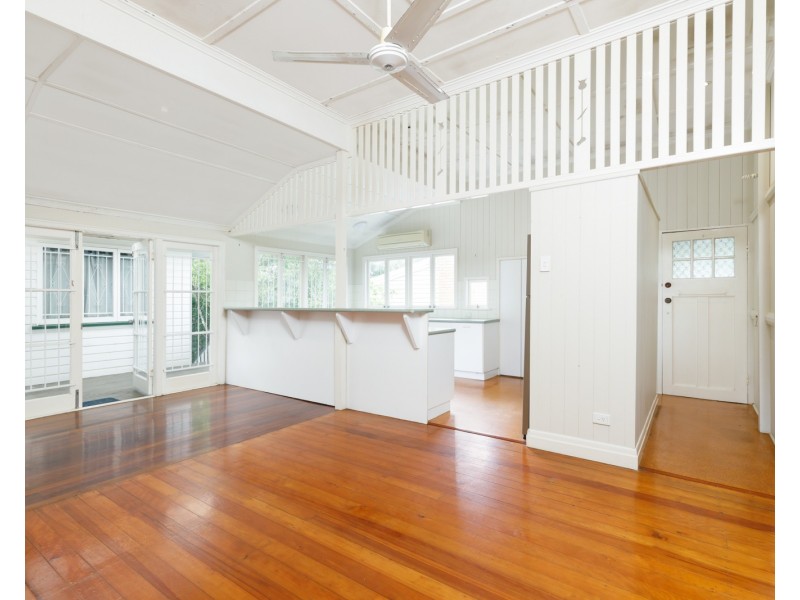 3 Baty Street, St Lucia QLD 4067