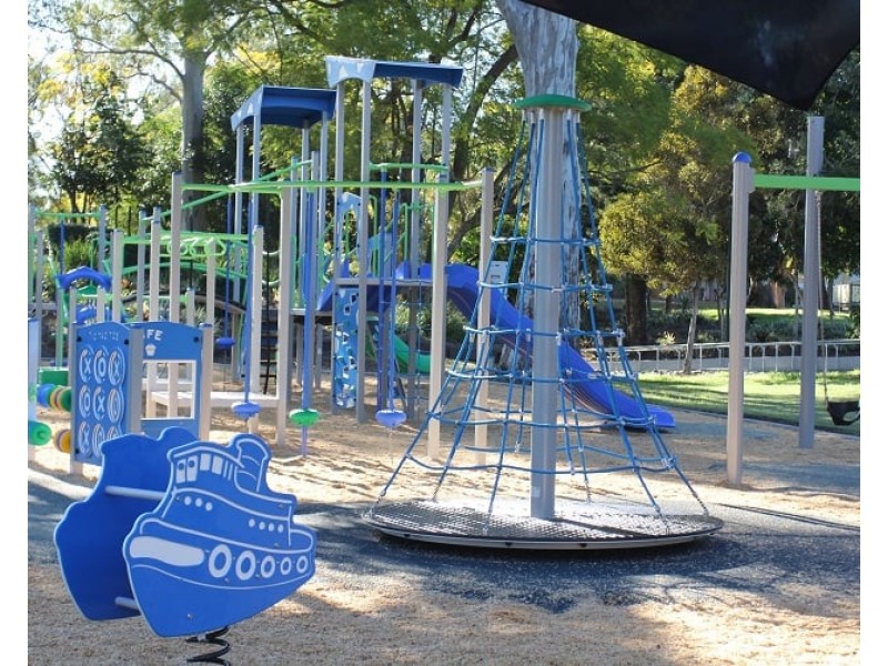 3 Baty Street, St Lucia QLD 4067