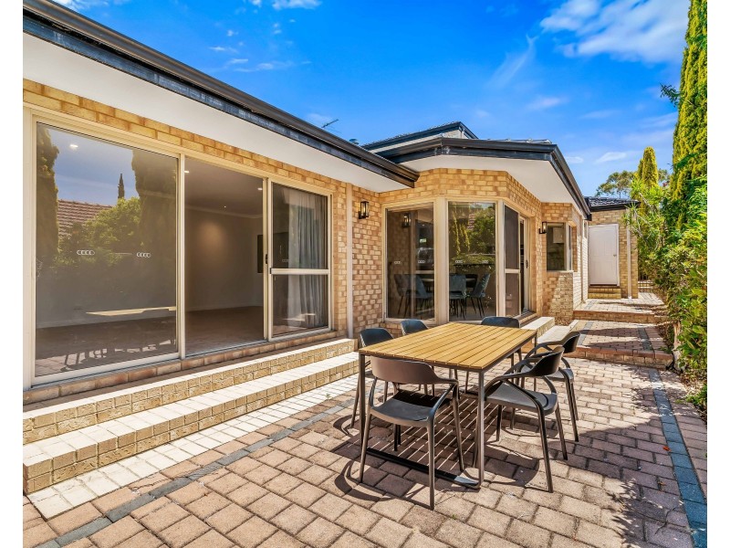 114 Waratah Avenue, Dalkeith WA 6009