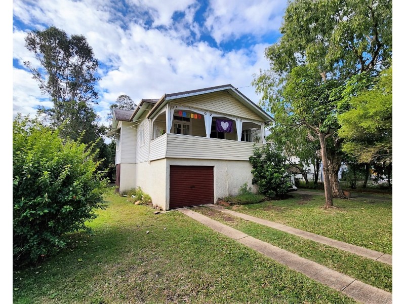 4 James Street, Girards Hill NSW 2480