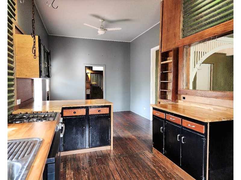 4 James Street, Girards Hill NSW 2480