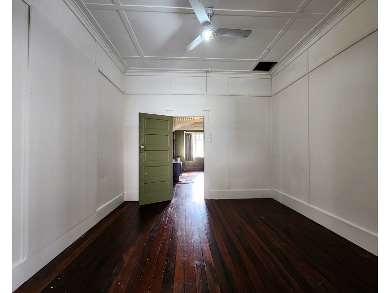 4 James Street, Girards Hill NSW 2480
