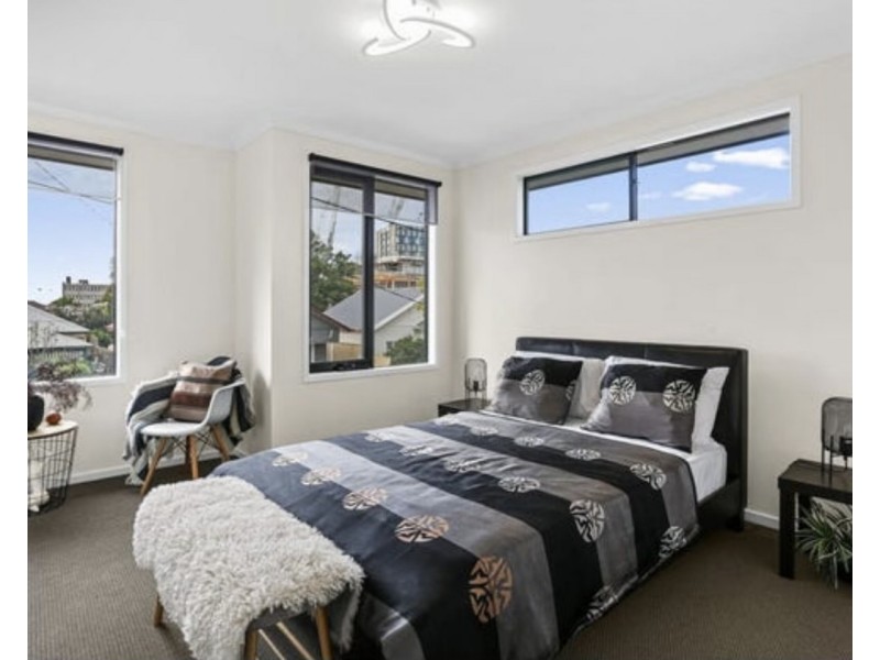 2/8 Dawson Avenue, Footscray VIC 3011