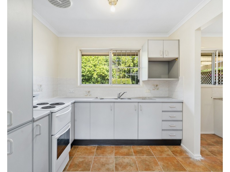 33 Waratah Avenue, Victoria Point QLD 4165