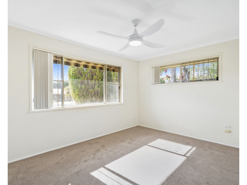 33 Waratah Avenue, Victoria Point QLD 4165