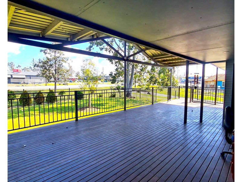 30 Burns Street, Fernvale QLD 4306