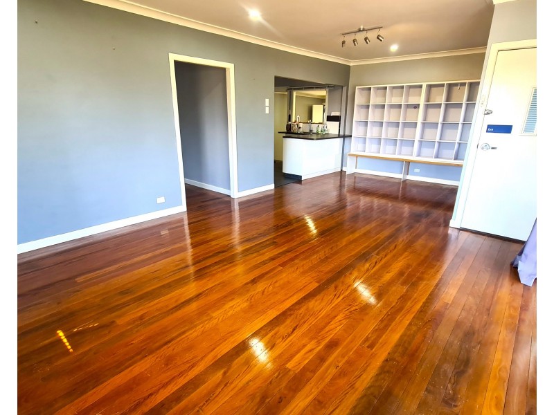 30 Burns Street, Fernvale QLD 4306