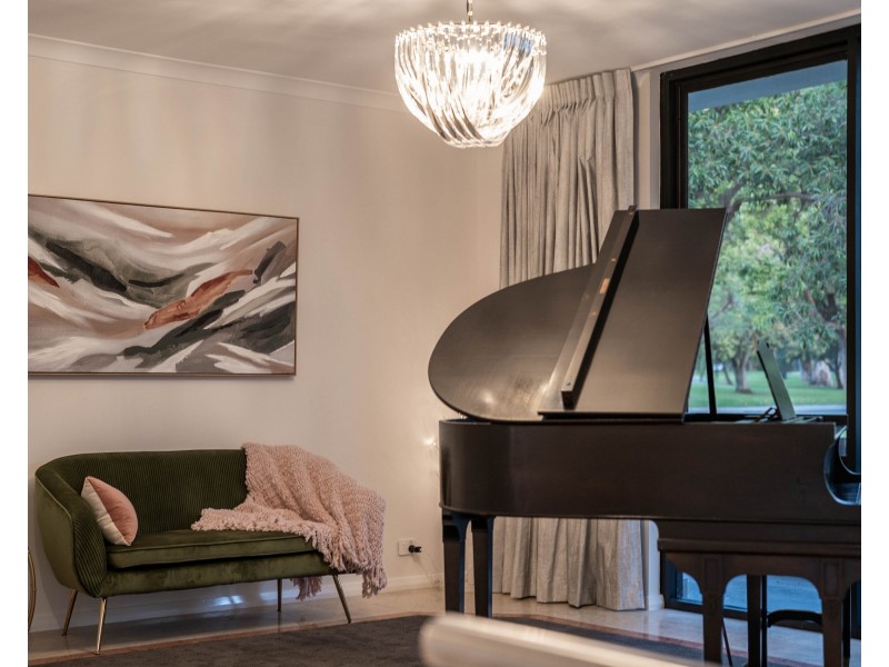 1 Neville Road, Dalkeith WA 6009