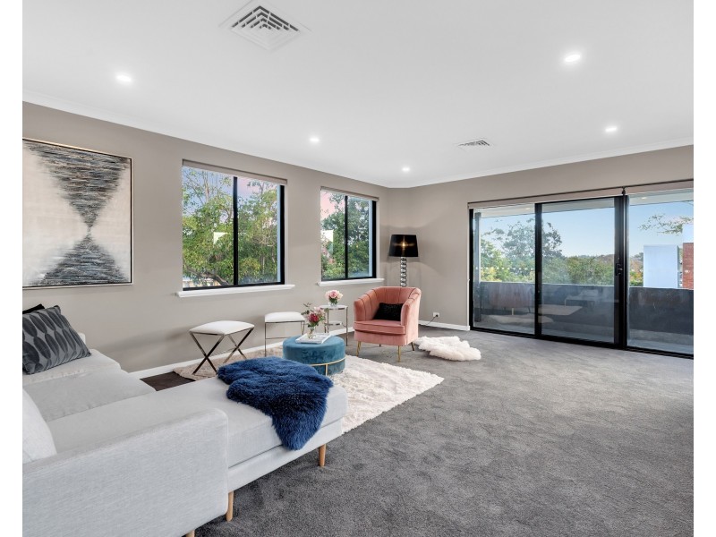 1 Neville Road, Dalkeith WA 6009