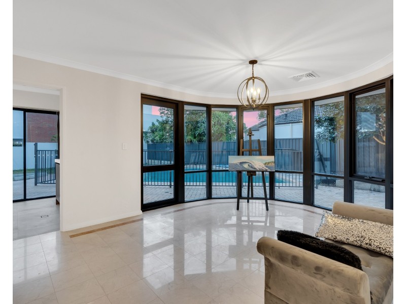 1 Neville Road, Dalkeith WA 6009