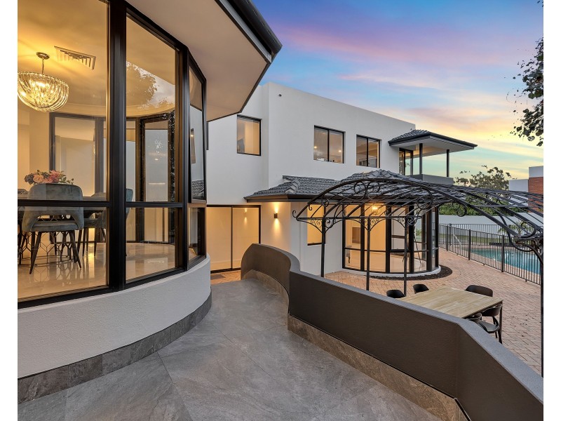 1 Neville Road, Dalkeith WA 6009