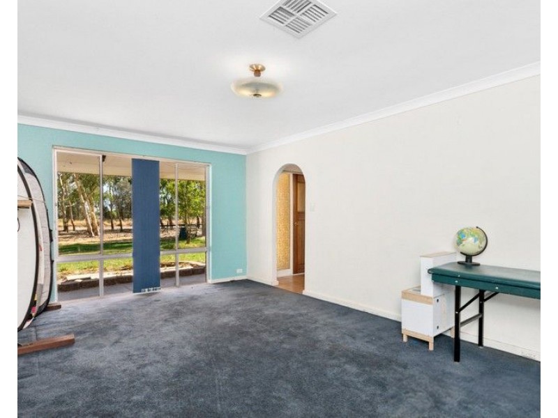 35 Malek Drive, Mardella WA 6125