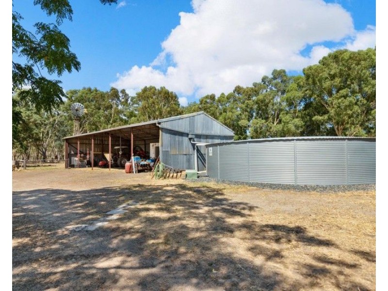 35 Malek Drive, Mardella WA 6125