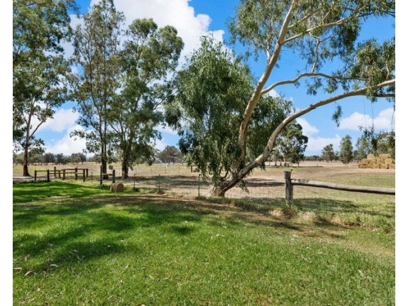 35 Malek Drive, Mardella WA 6125