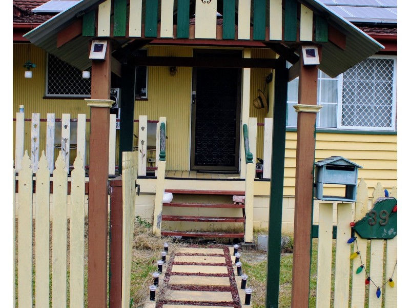 39 Winsome Road, Salisbury QLD 4107