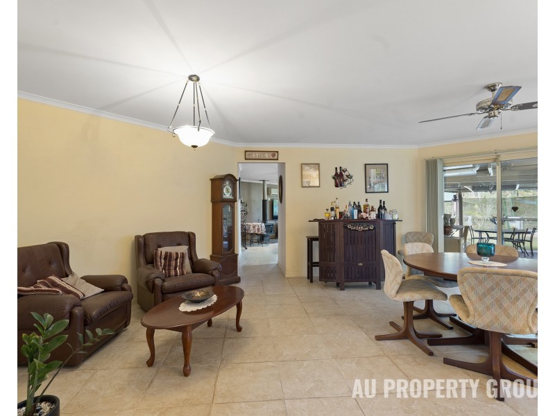 14 Batavia Court, Park Ridge South QLD 4125