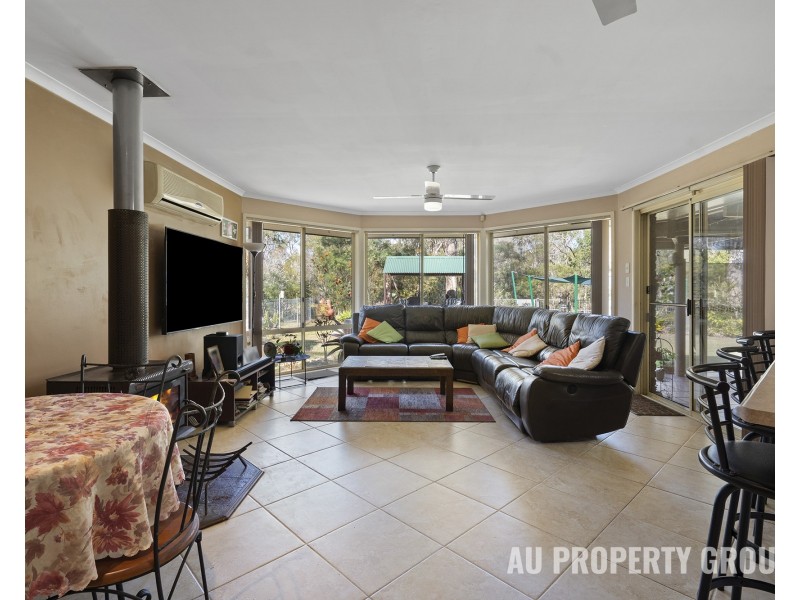 14 Batavia Court, Park Ridge South QLD 4125