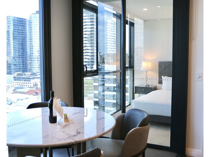 3 @ Sundowner ct, Mermaid Waters QLD 4218