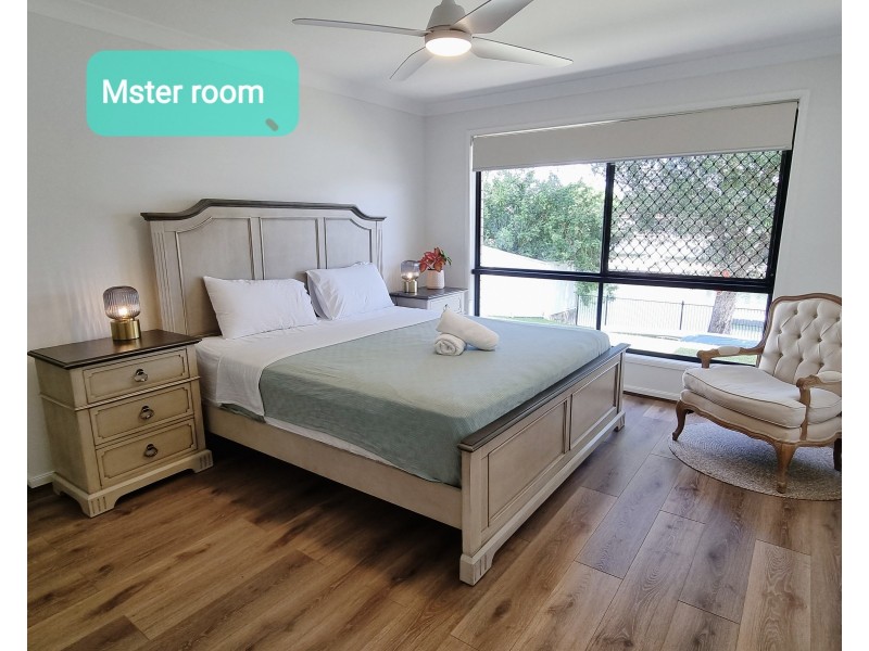 3 @ Sundowner ct, Mermaid Waters QLD 4218