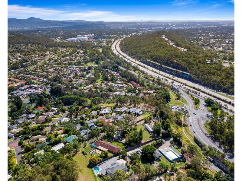 17-21 Glade Drive, Gaven QLD 4211