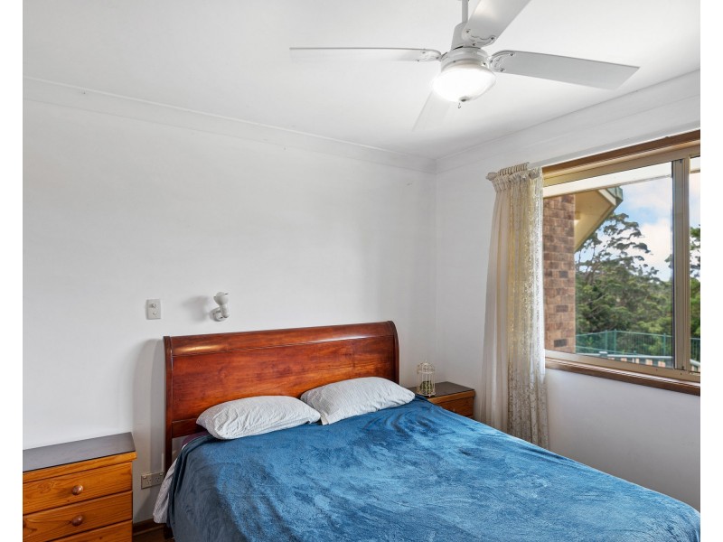 26 Highview Crescent, Modanville NSW 2480