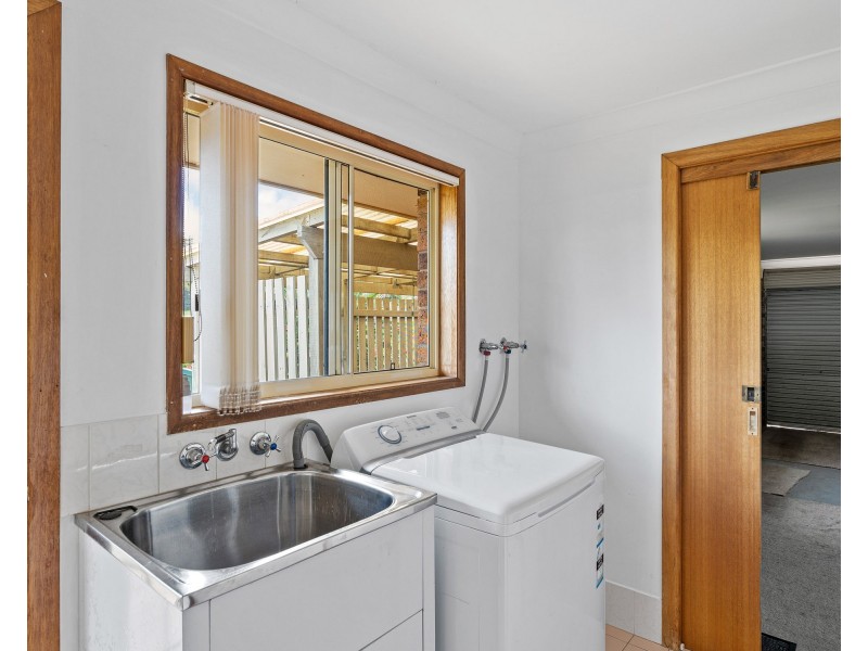 26 Highview Crescent, Modanville NSW 2480
