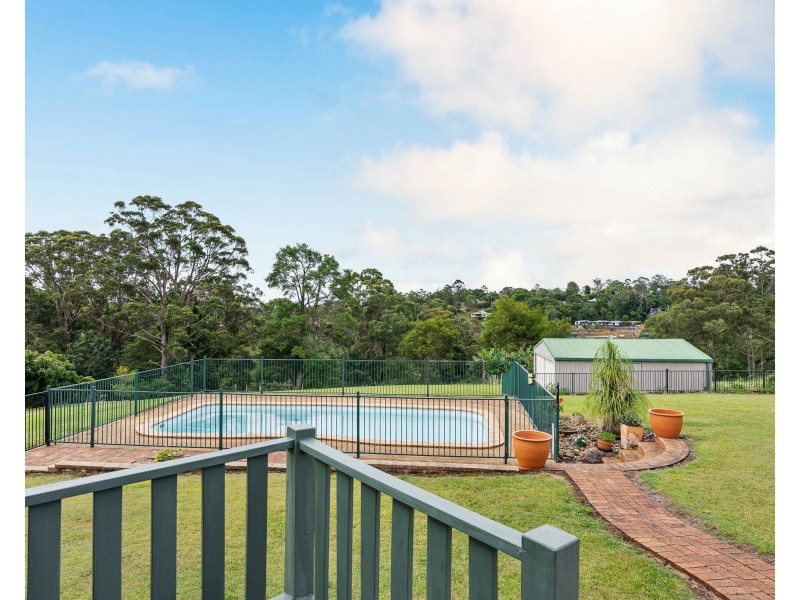 26 Highview Crescent, Modanville NSW 2480