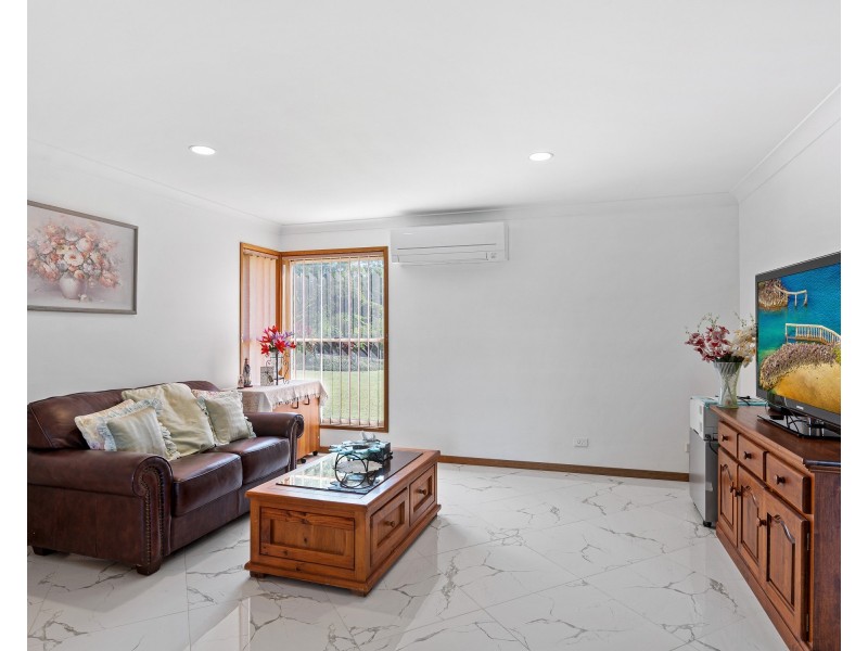 26 Highview Crescent, Modanville NSW 2480