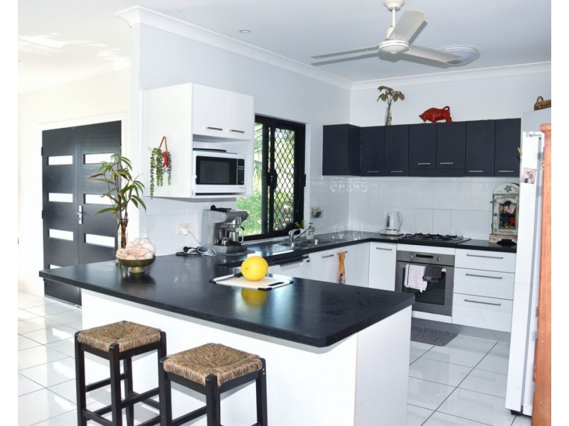 12 Virginia Court, Balgal Beach QLD 4816