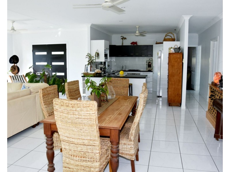 12 Virginia Court, Balgal Beach QLD 4816