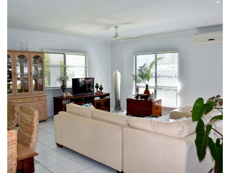 12 Virginia Court, Balgal Beach QLD 4816