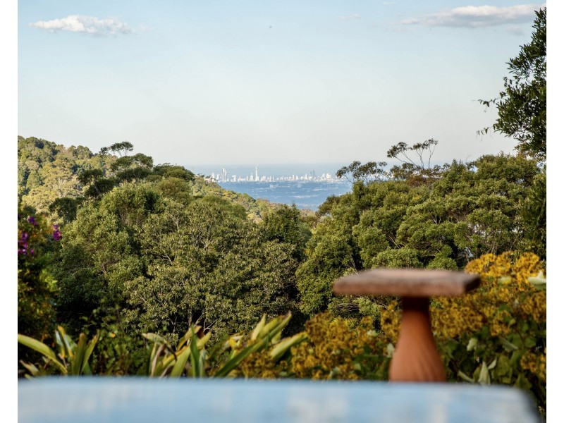 83 Bateke Road, Tamborine Mountain QLD 4272