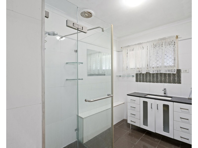 29 Loganlea Road, Waterford West QLD 4133