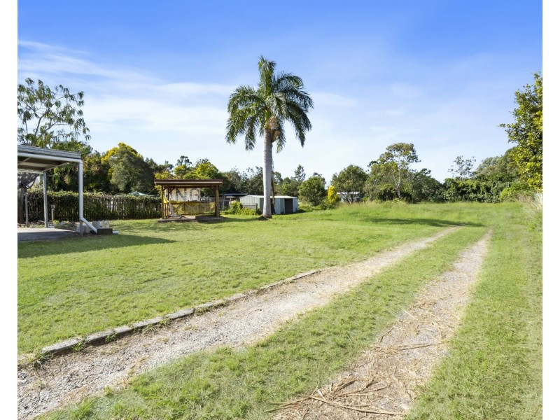 29 Loganlea Road, Waterford West QLD 4133