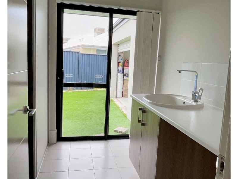 4 Kadgo Rise, Baldivis WA 6171