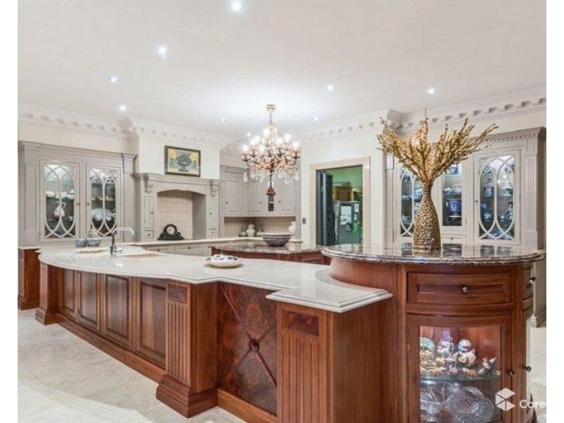 11 Livingstone Drive, Canning Vale WA 6155