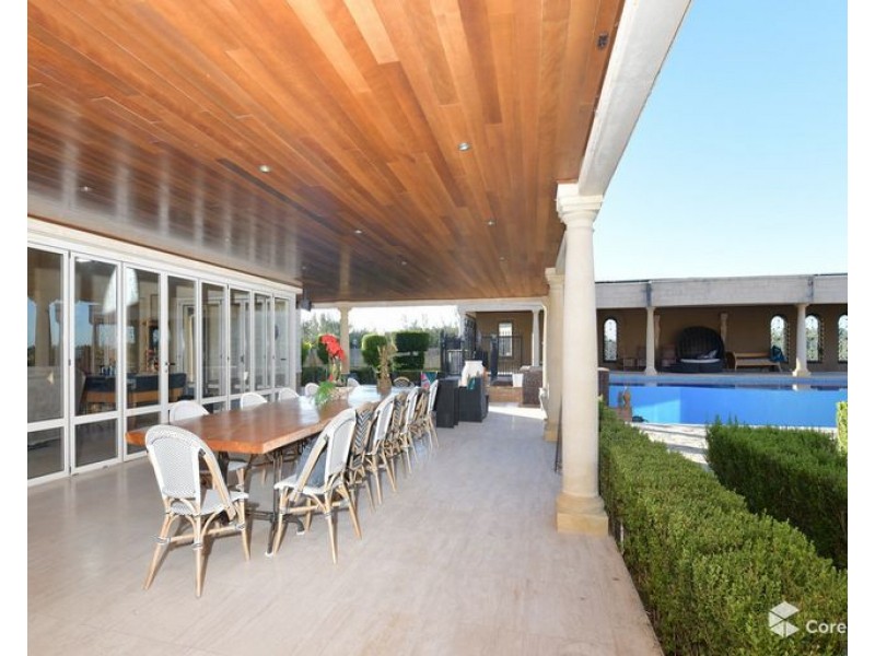 11 Livingstone Drive, Canning Vale WA 6155