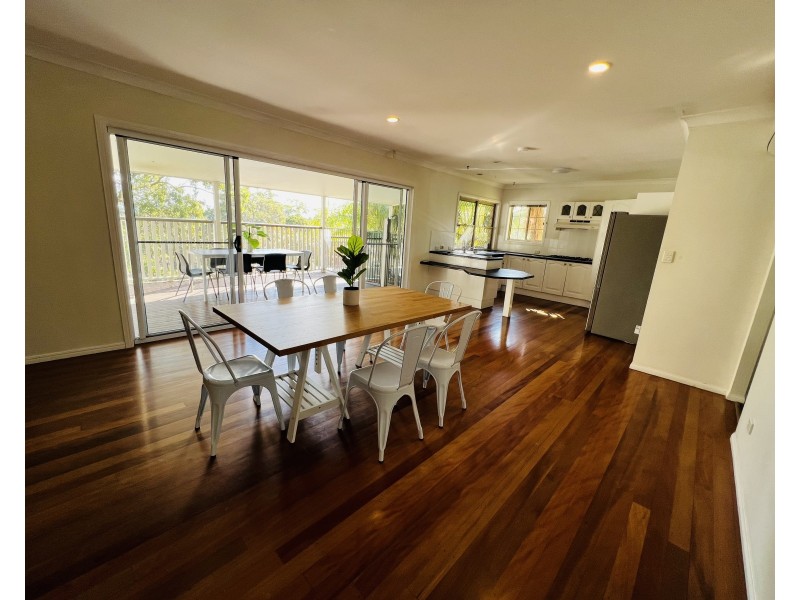 5 Bayview Drive, Tanah Merah QLD 4128