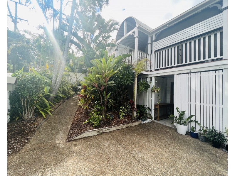 5 Bayview Drive, Tanah Merah QLD 4128