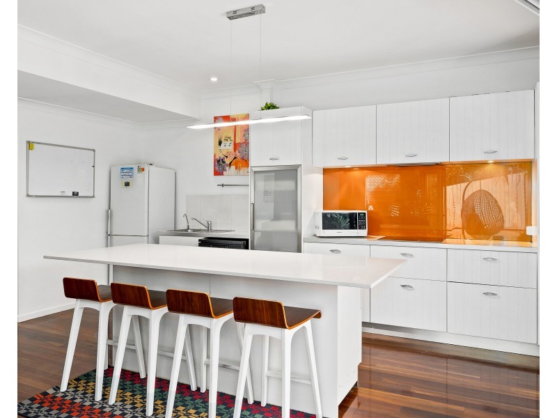 Milton QLD 4064