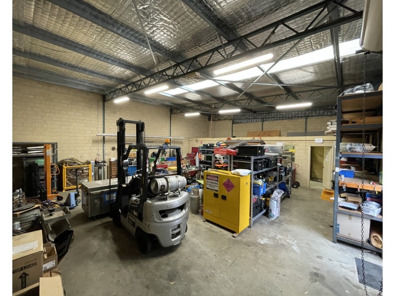 8 Edison Circuit, East Rockingham WA 6168