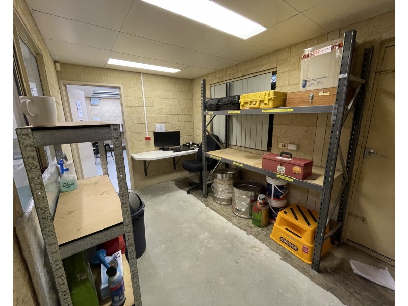 8 Edison Circuit, East Rockingham WA 6168