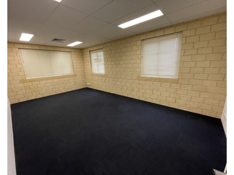 8 Edison Circuit, East Rockingham WA 6168