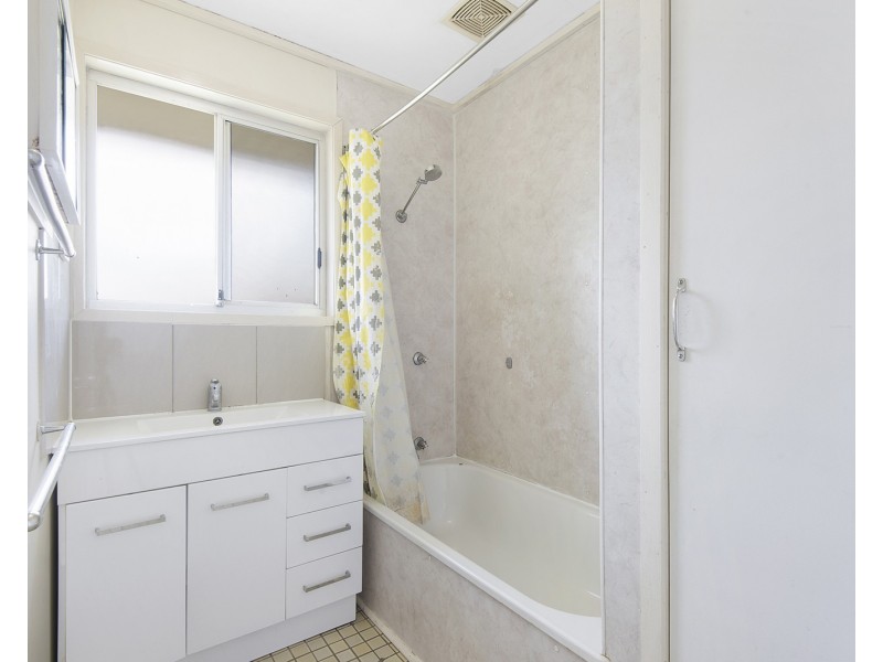 3 Linum Street, Kingston QLD 4114