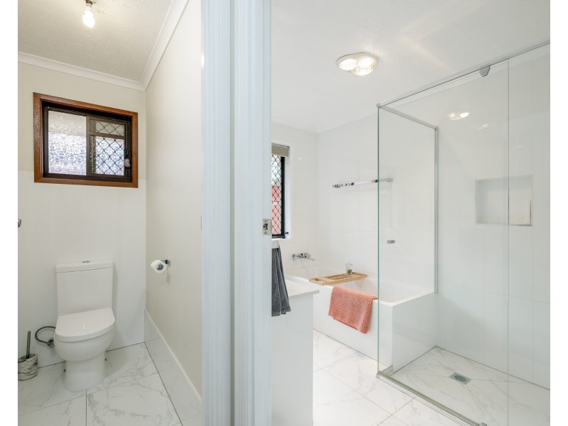 54 Koola Drive, Nerang QLD 4211