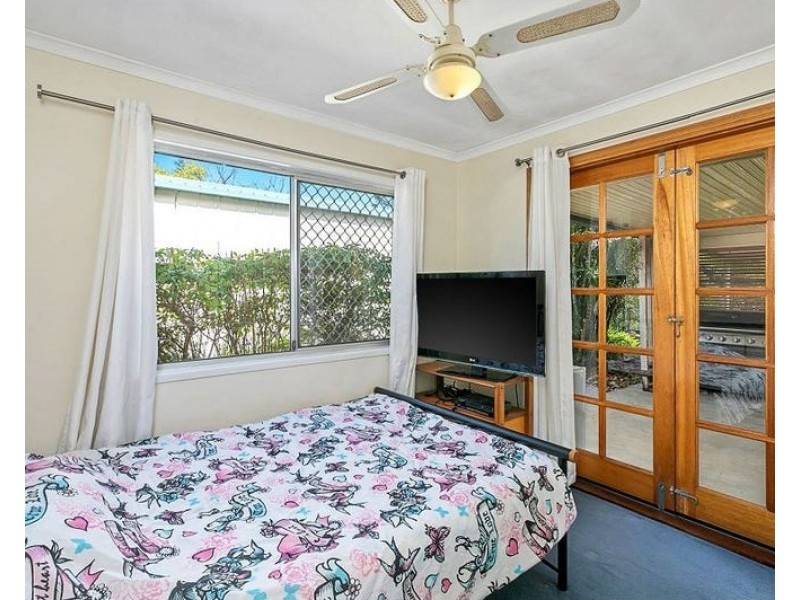 4 Kinross Road, Thornlands QLD 4164