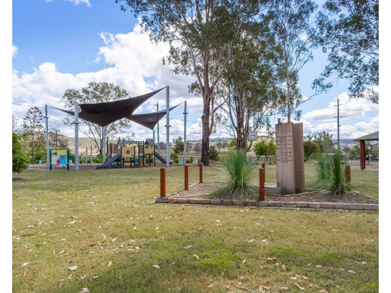 6 Bowman Street, Mount Alford QLD 4310