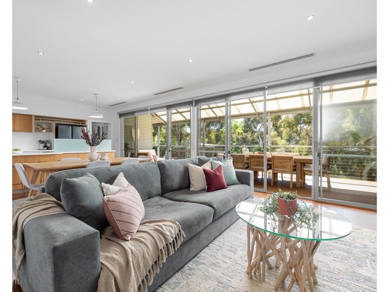 43 Throssell Road, Swan View WA 6056