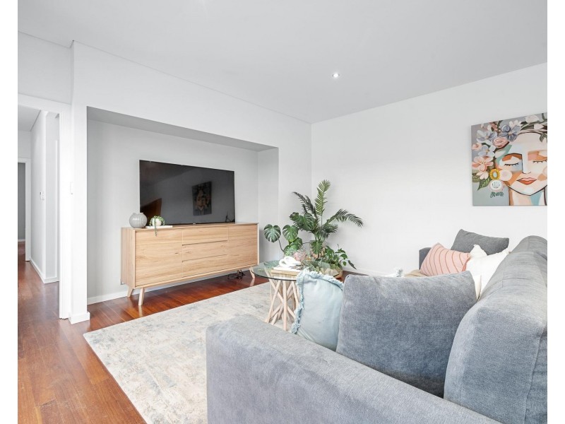 43 Throssell Road, Swan View WA 6056