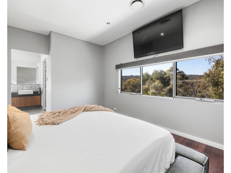 43 Throssell Road, Swan View WA 6056